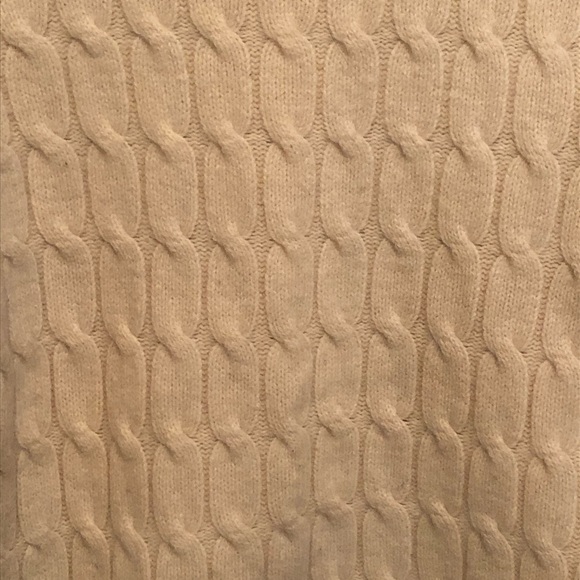 Gap Cream Cable Knit Sweater - Picture 2 of 6